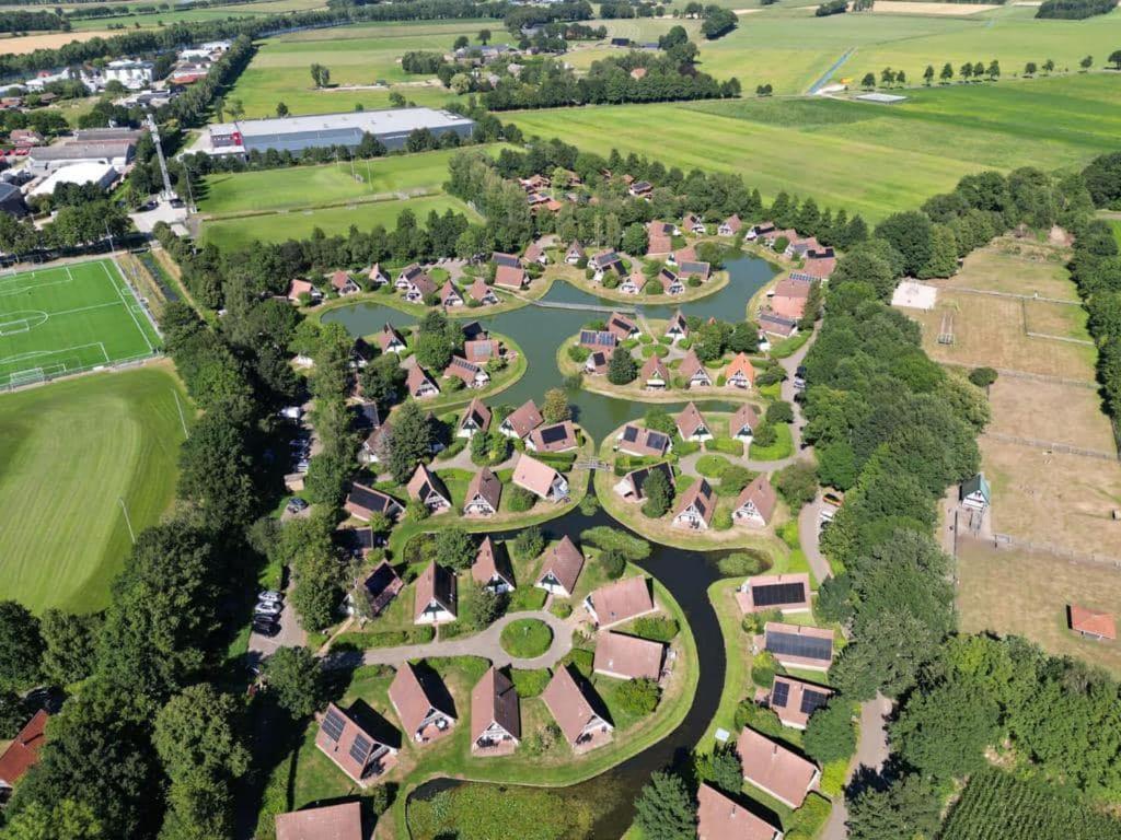 Vijverzicht 221 Met Whirlpool Gramsbergen Exterior foto